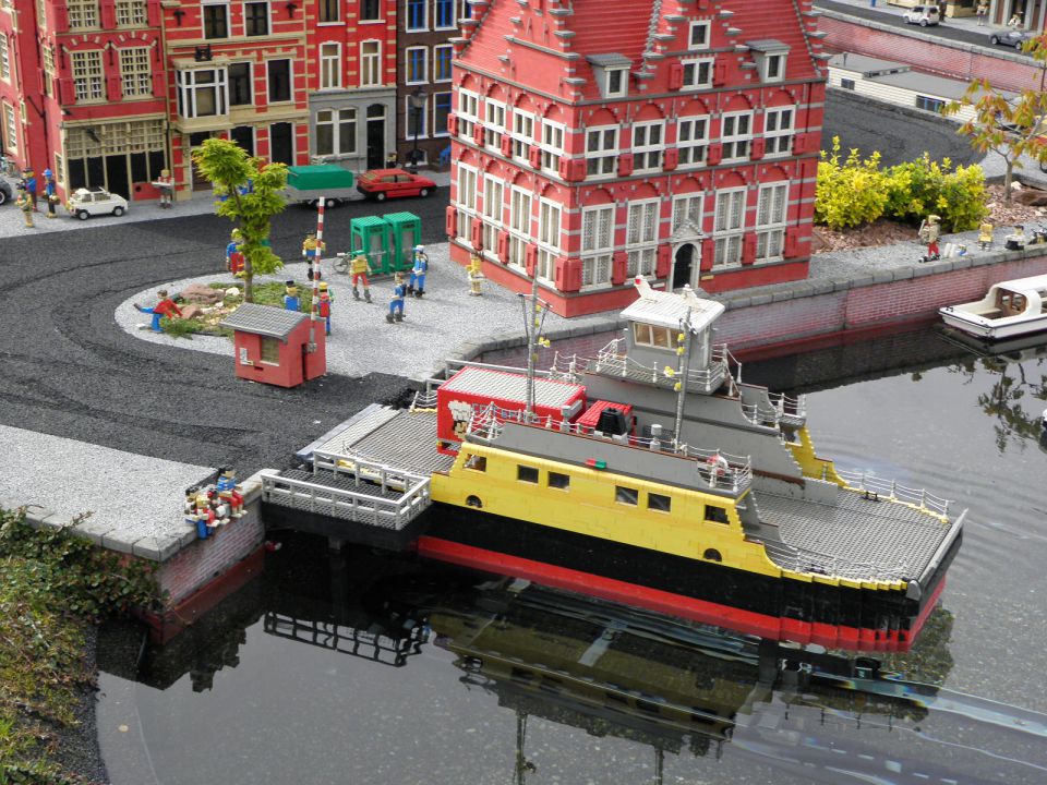 Legoland 2 - foto povečava