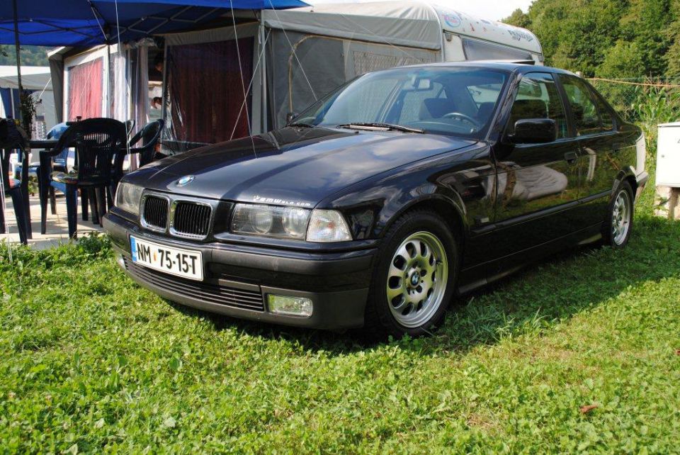 PIKNIK NA KOLPI - BMW DOLENJSKA - foto povečava