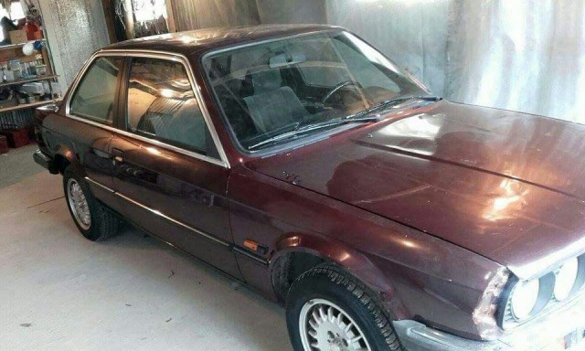 1984 BMW E30 323i - foto