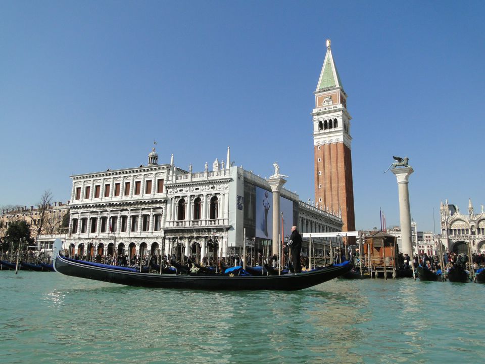 Benetke s kajakom - foto povečava