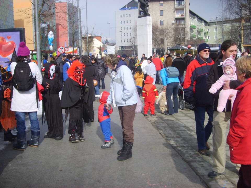 MAŠKARE V KRANJU 18.02.2012 - foto povečava