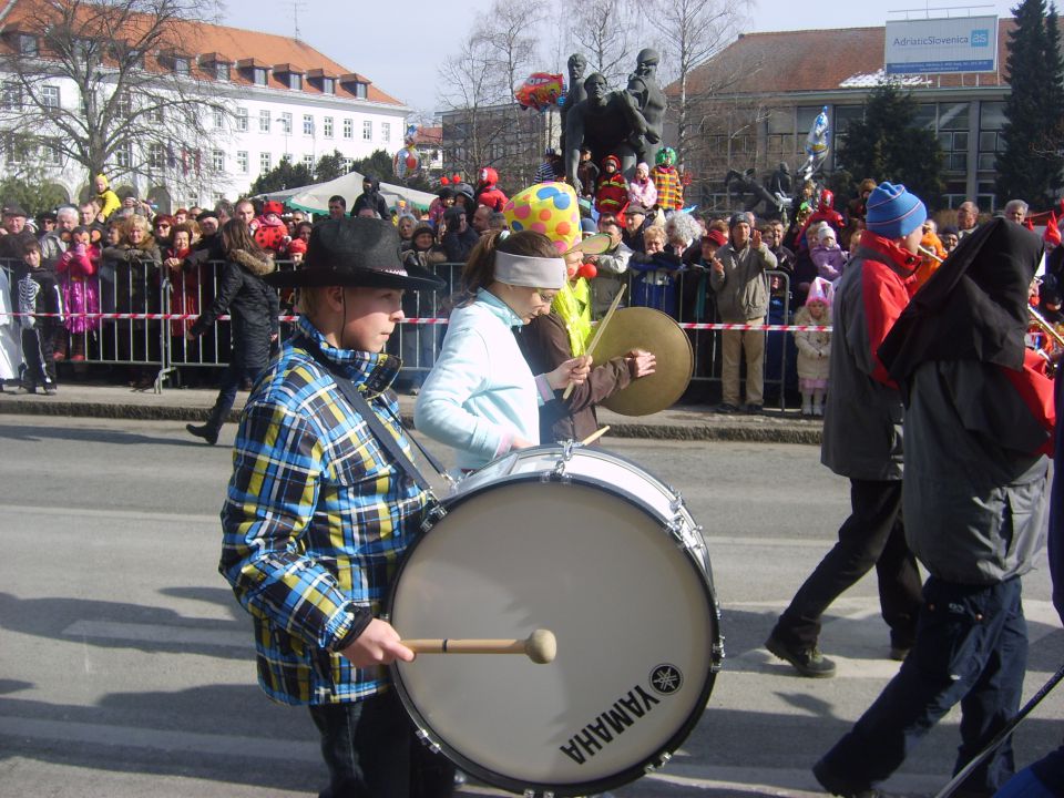 MAŠKARE V KRANJU 18.02.2012 - foto povečava