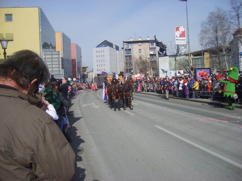 MAŠKARE V KRANJU 18.02.2012 - foto povečava