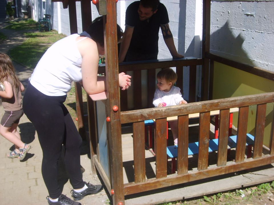 TAJRA,MAMICA I OČKA12.05.2012 - foto povečava