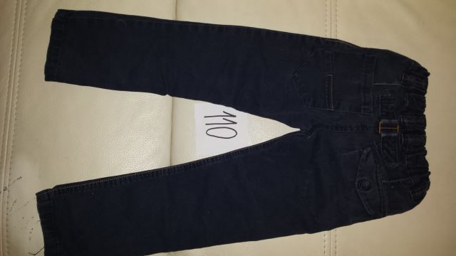 Št. 110 Jeans hlače Idexe 3€