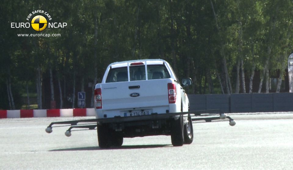 Ford-ranger crash test - foto povečava