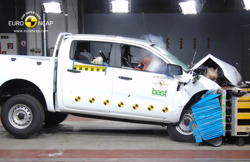 Ford-ranger crash test - foto povečava
