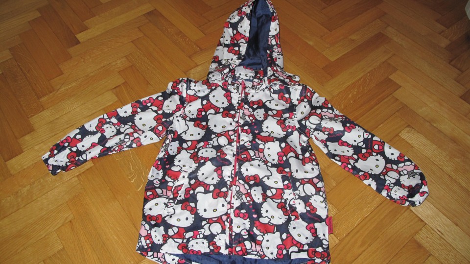 H&M prehodna tanjša jaknice, št. 116, cena: 7,5€+poštnina