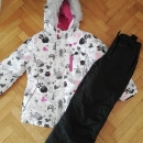 Komplet bunda št. 122 in smučarske hlače št. 122/128, cena kompleta: 19€ + poštnina