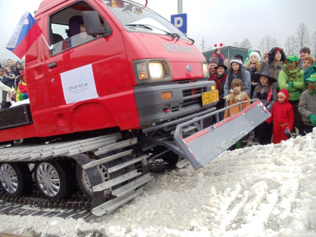 Pustni karneval 'Striček' na Viru - foto