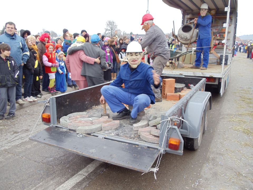 Pustni karneval 'Striček' na Viru - foto povečava