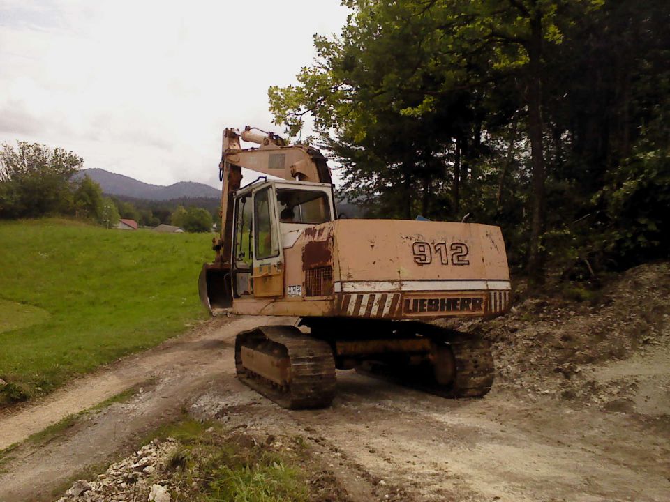 Cesta Široke njive 2011 - foto povečava