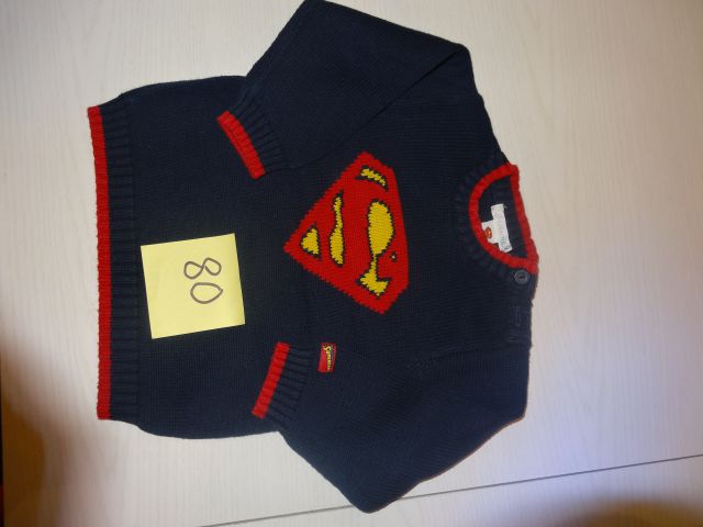 Pulover superman 80 brezhiben kupljen Ma -nosen malo 86  3 eur