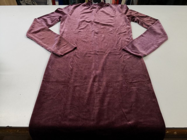 183538 pliš obleka amisu št. m - 6 eur