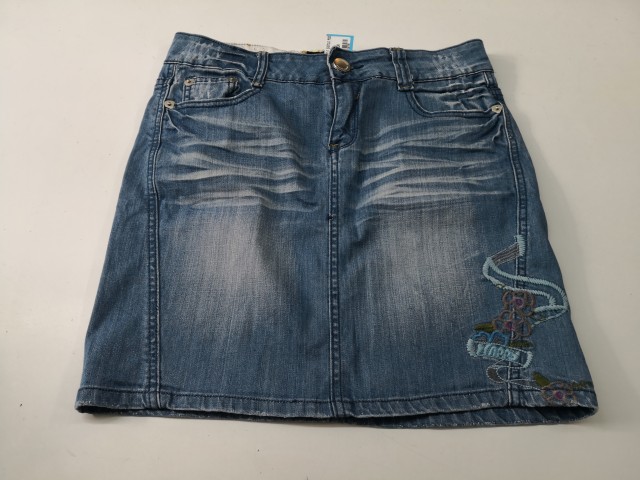 191975 jeans krilo št. m - 5 eur