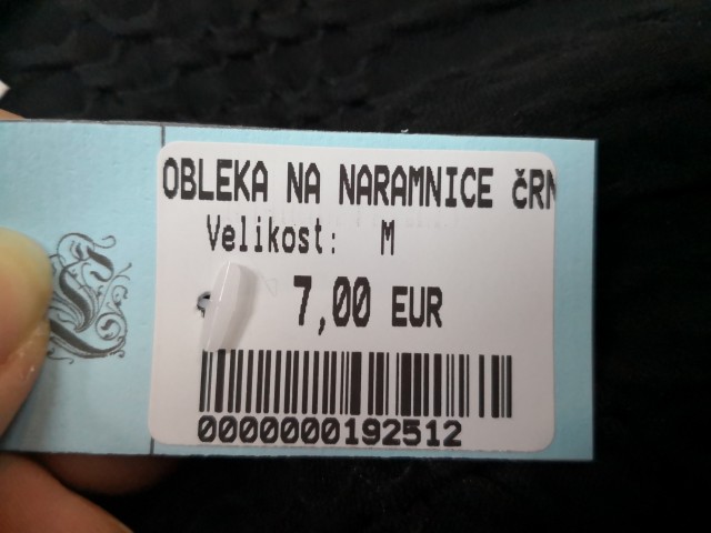 192512 OBLEKA AMISU ŠT. M - 7 EUR