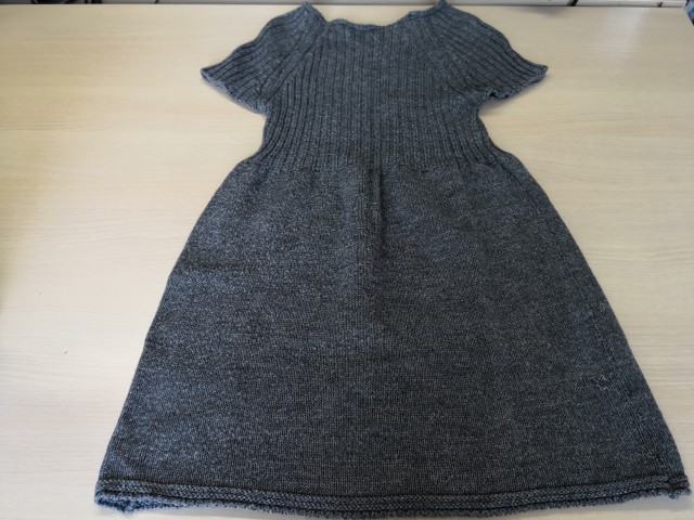 194384 pletena tunika zara št. m - 5 eur