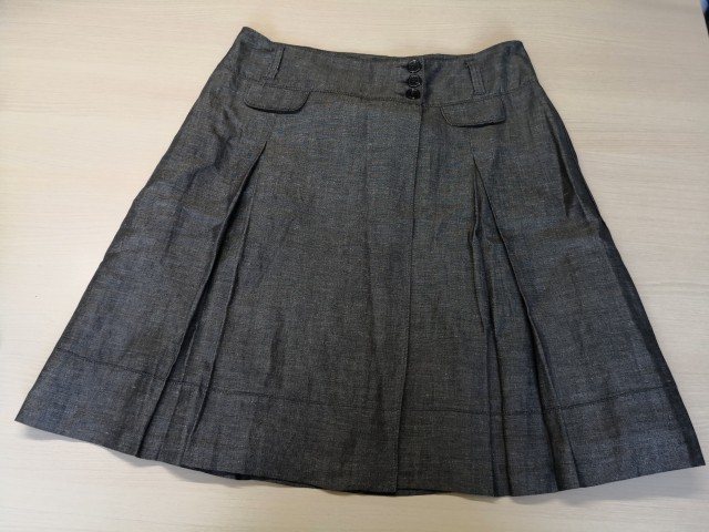 207946 krilo c&a št. 38 - 7 eur
