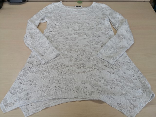 208207 tunika dolg rokav ona on št. 38 - 12 eur