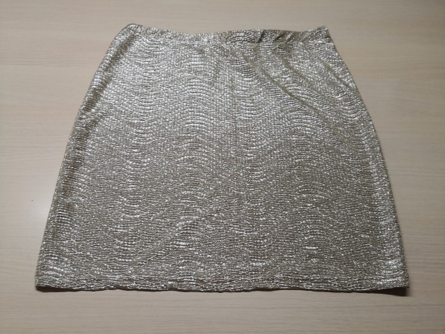 211714 KRILO H&M ŠT. M - 4 €