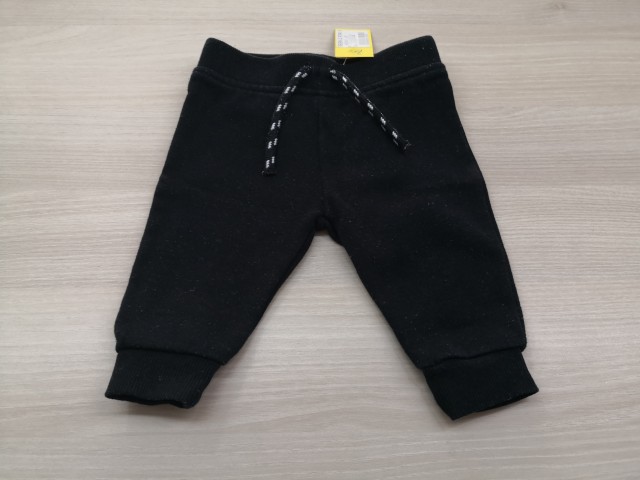 211500 trenirka št. 68 - 1,60 eur