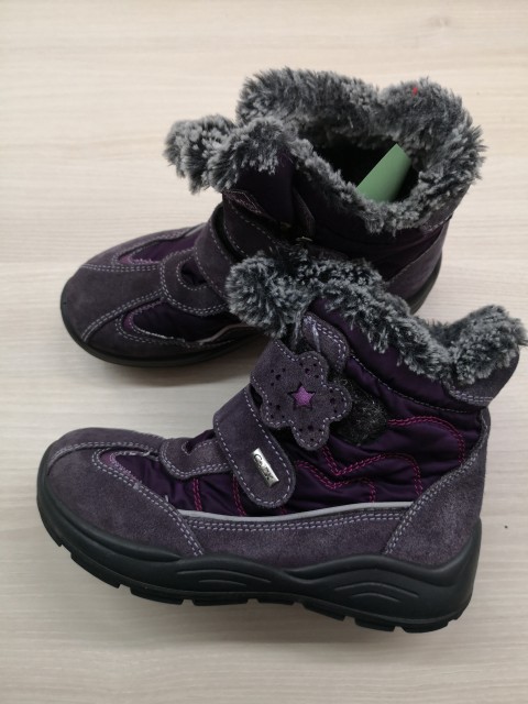 198030 skibucki št. 33 - 12,50 eur