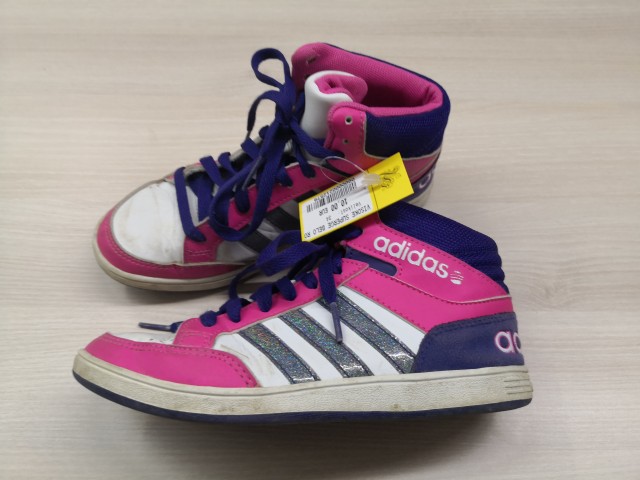212579 VISOKE SUPERGE ŠT. 34 - 10 €