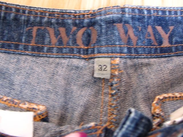 Kratke jeans hlače Two Way  moške- fantovske št 32 7 eur