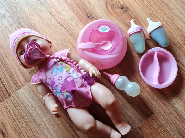 Dojenček baby born 30€