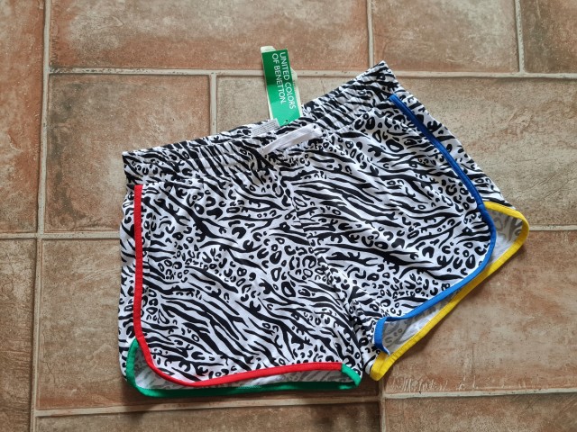 Nove kratke hlače Benetton 13-14 10€