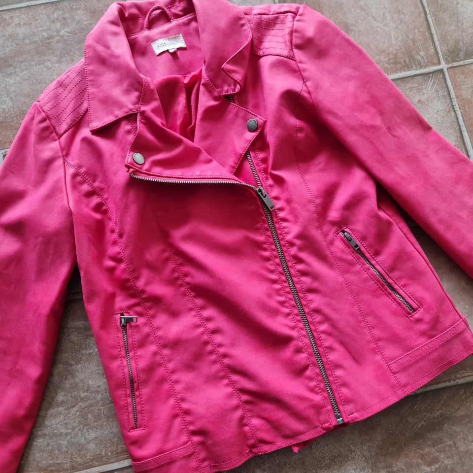 nova jakna only kids 164 15€