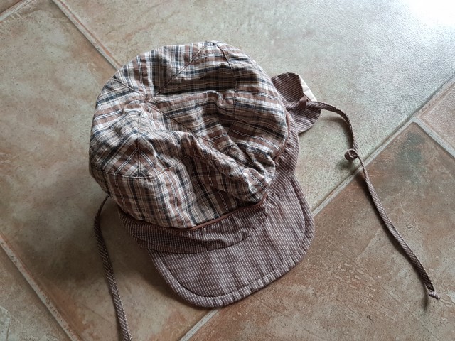 Poletni klobuk STERNTALER 4€