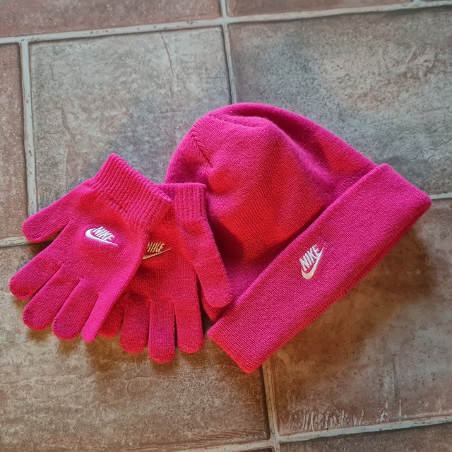 Nike set 53-56 9€