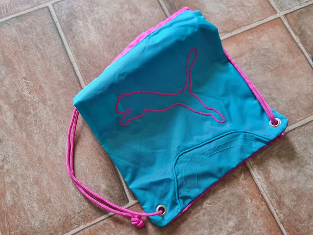 PUMa vrečka za copate 3€
