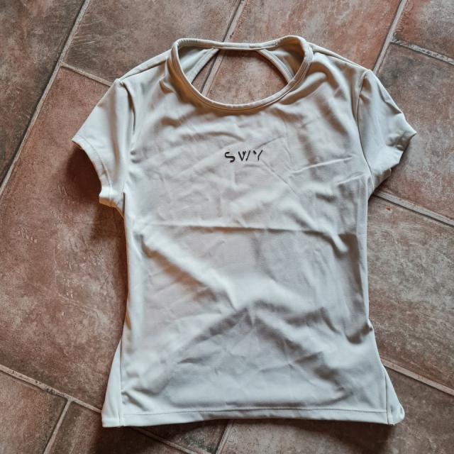 Nova majica swy s 15€