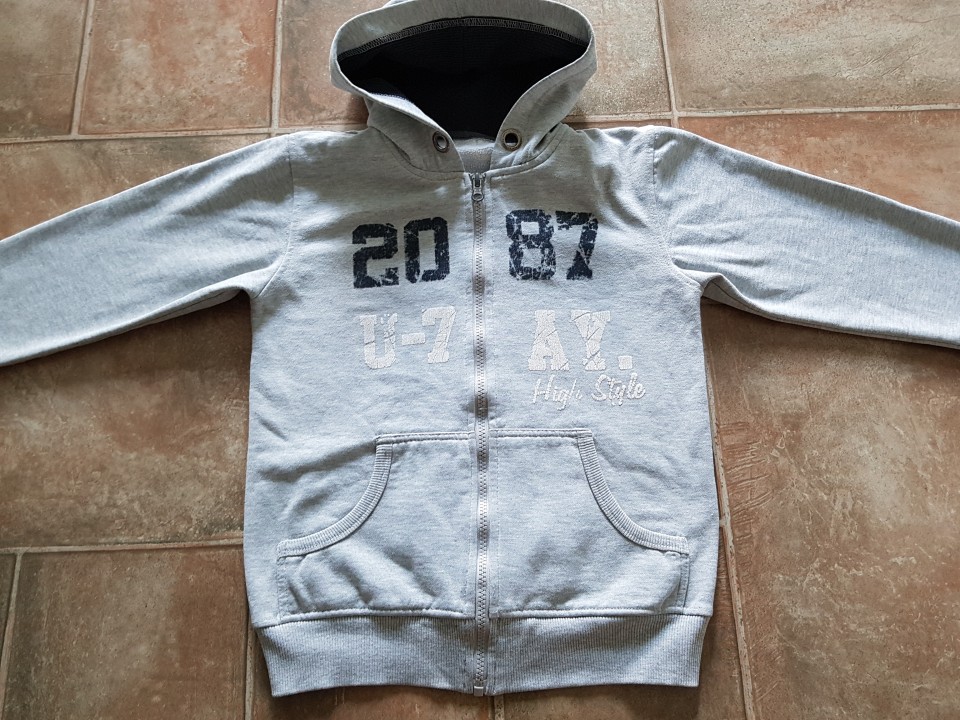 jopica - kapucar 128 5€