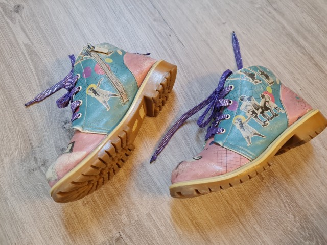 Dogo gležnarji 10€ - foto