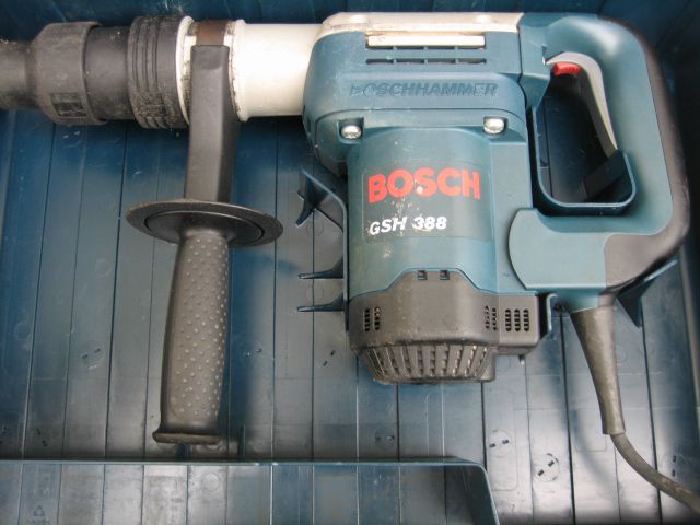 Bosch GSH 388  - CENA 270€