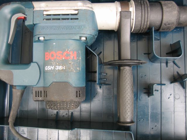 Bosch GSH 388  - CENA 270€