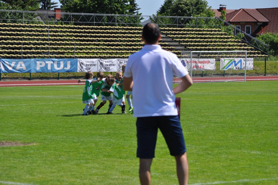 U6 ZMAGOVALCI TURNIRJA V PTUJU - foto povečava