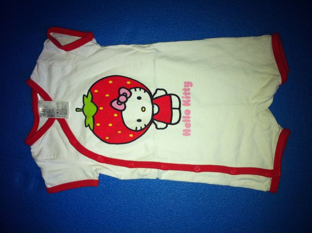 H&M poletni pajacek Hello Kitty 74