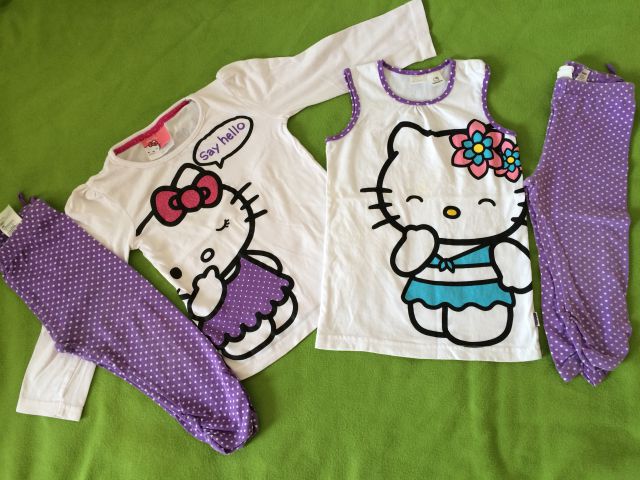 H&M Hello Kitty komplet v št. 86