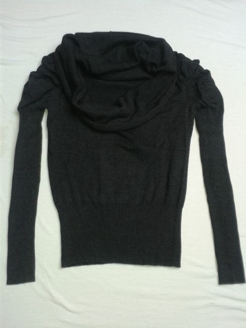 Lep eleganten pleten pulover, kot nov S 12€