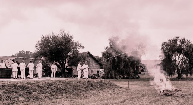 Gašenje s brizgalno iz leta 1909 - foto