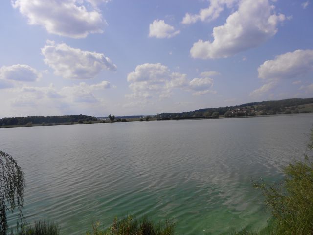 Trojiško jezero