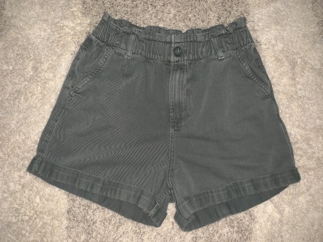 Tom Tailor kratke hlače vel.M 8€