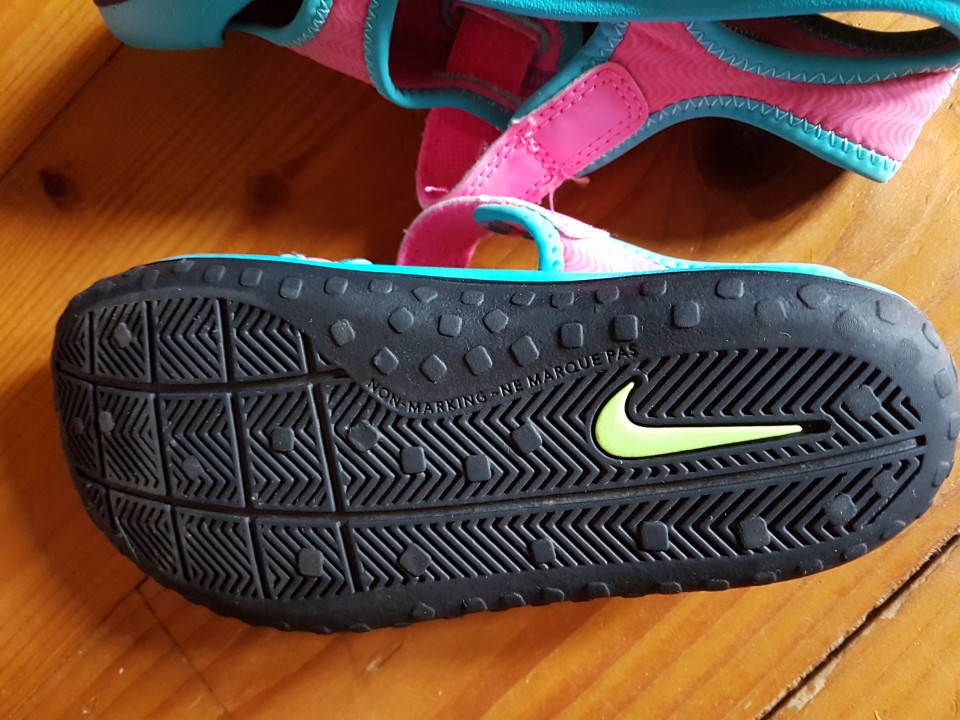 Nike sandalcki Sunray za deklico st.30-31 - foto povečava