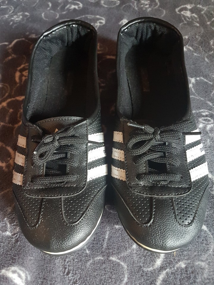 Adidas 37