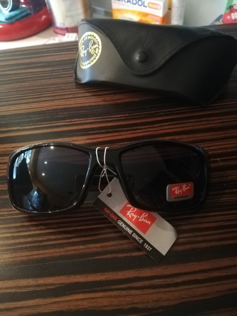 Ray ban sončna očala-nova