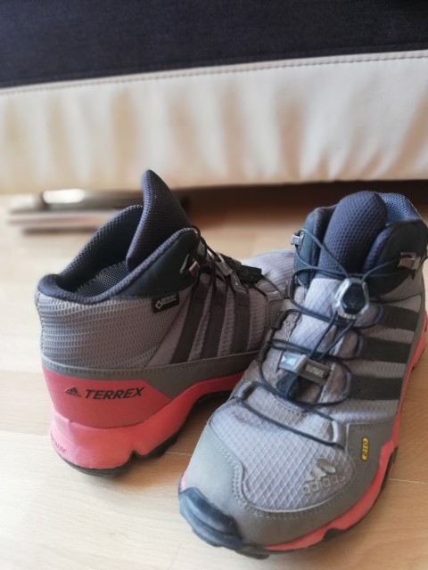 Adidas Terrex št. 36